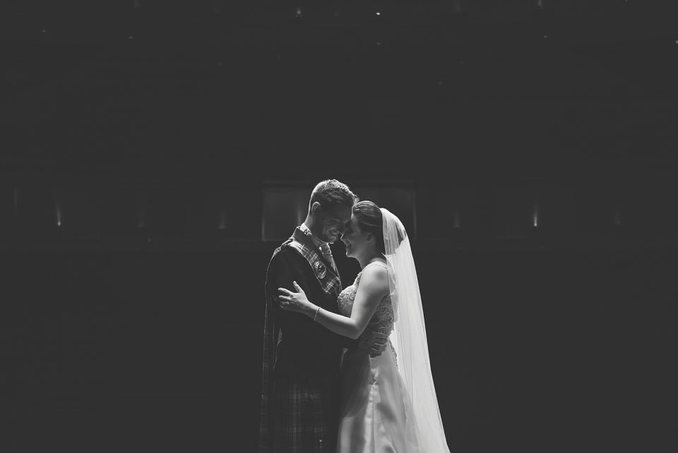 2_Mr_Mrs_Homer_The_Posing_Part_065_1